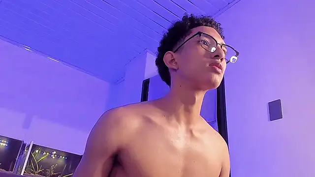 Snapshot of Cj_davis_ chatting on 11/28/25, 01:30 Cj davis online show from 11/28/25, 01:30