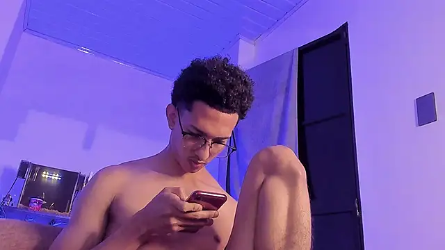 Snapshot of Cj_davis_ chatting on 11/29/25, 03:42 Cj davis online show from 11/29/25, 03:42