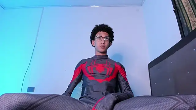 Snapshot of Cj_davis_ chatting on 05/19/26, 12:49 Cj davis online show from 05/19/26, 12:49