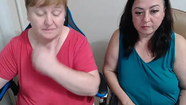 Snapshot of Bertie_Adeline chatting on 09/28/25, 08:25 Bertie Adeline online show from 09/28/25, 08:25