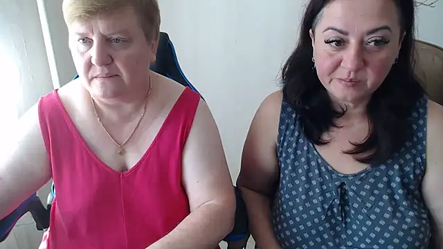 Snapshot of Bertie_Adeline chatting on 10/05/25, 08:45 Bertie Adeline online show from 10/05/25, 08:45