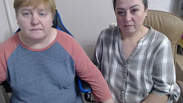 Bertie Adeline online show from 10/24/25, 03:19