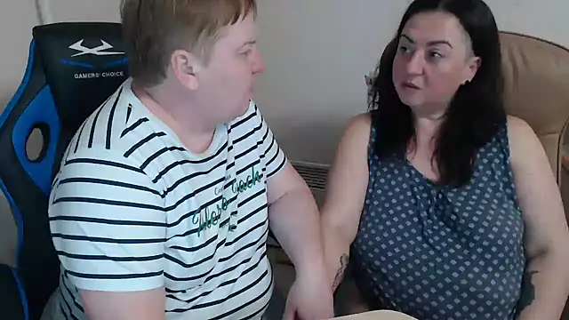 Bertie Adeline online show from 11/23/25, 09:25