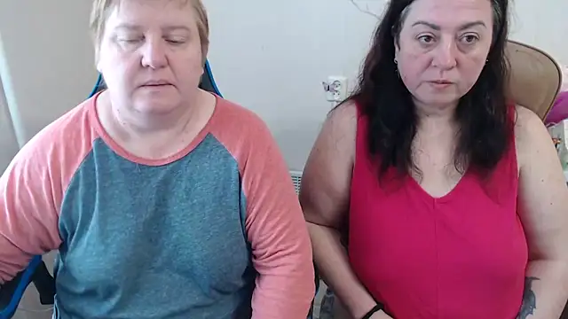 Bertie Adeline online show from 02/15/26, 09:52