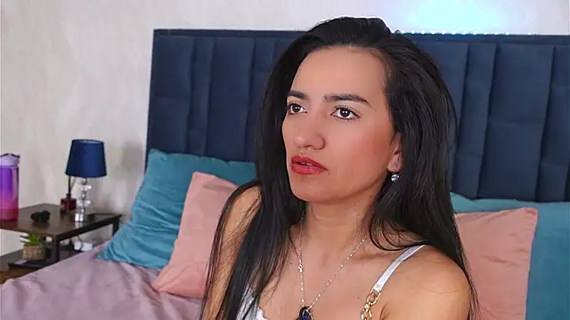 EmilyPrincy online show from 11/25/25, 08:25