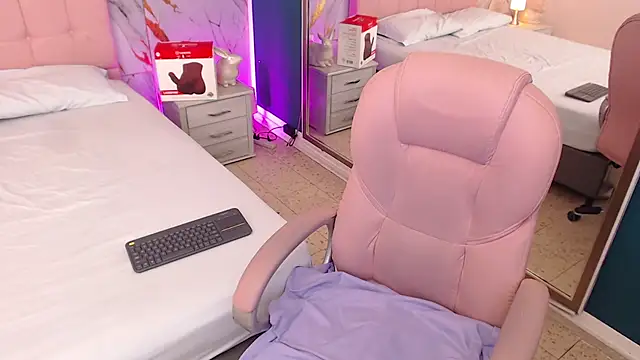 Red kytty6 online show from 11/17/25, 03:18