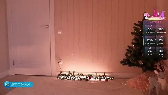 Miablueye online show from 12/21/25, 03:41