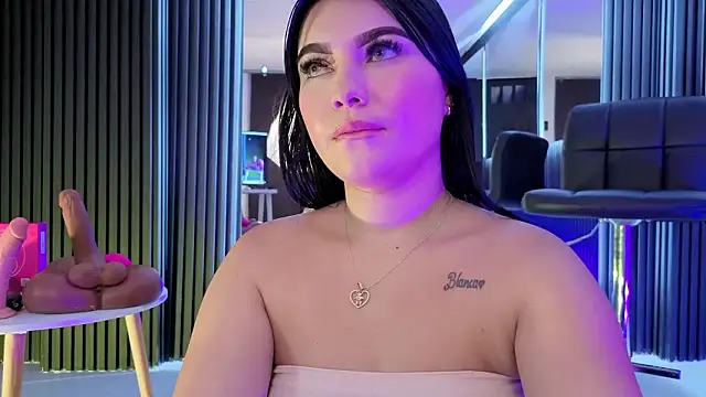 MiaaFarrel online show from 02/20/26, 03:34