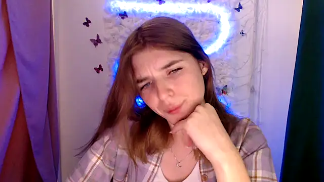 JuiceLips   online show from 09/23/25, 07:11