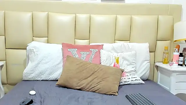 SkinnyGirl 28 online show from 11/13/25, 07:24