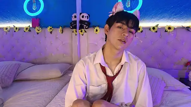 AleAurarashi online show from 03/30/26, 01:17