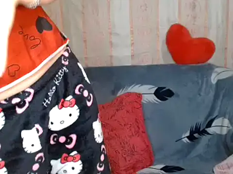 Miss Nona online show from 11/22/25, 08:41