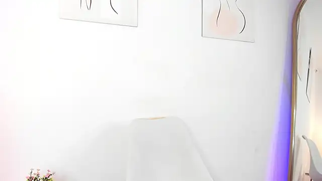 elzafuentes1 online show from 09/19/25, 08:20