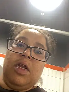 wishuhope4 online show from 10/28/25, 10:23