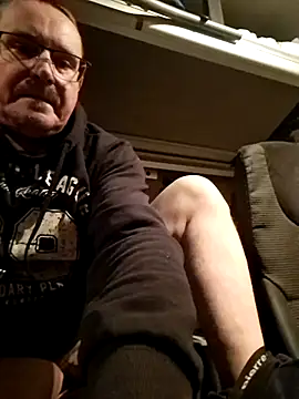 maciasgda online show from 04/22/26, 08:43