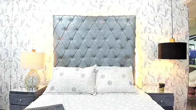 ScarletMore online show from 04/21/26, 12:33