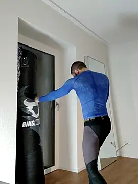 EyesNeverLies online show from 09/28/25, 03:23