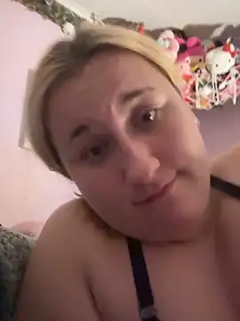 imawhorenslut19 online show from 04/13/26, 03:34