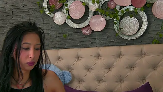 VannyFoxx online show from 02/09/26, 03:16