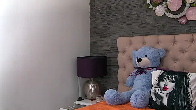 VannyFoxx online show from 03/27/26, 03:23