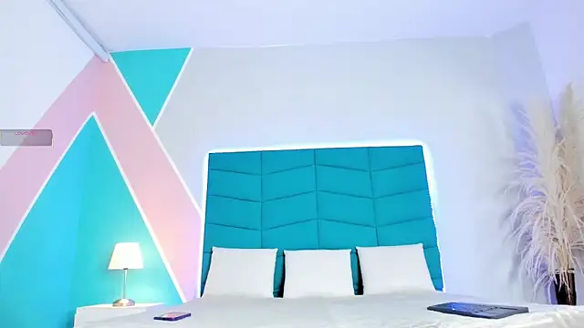 mara winters  online show from 11/11/25, 12:16