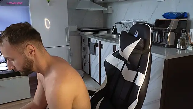 RyanStorm  online show from 11/10/25, 12:15