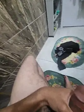 WelloffUpthrow online show from 11/27/25, 01:40