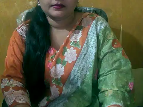 Snapshot of Saniya_K chatting on 10/05/25, 04:05 Saniya K online show from 10/05/25, 04:05
