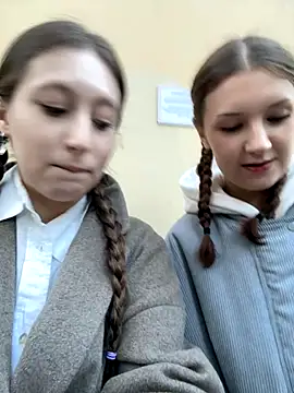 FroggyAnna online show from 10/02/25, 02:24