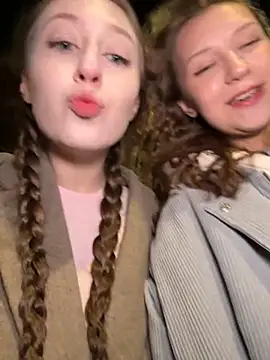 FroggyAnna online show from 10/11/25, 05:00