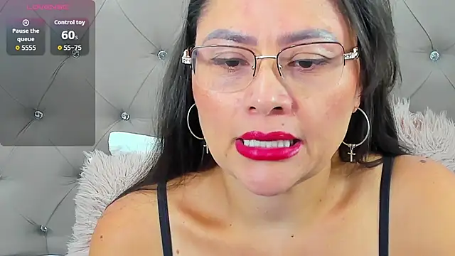 Isbettyche online show from 11/23/25, 10:20