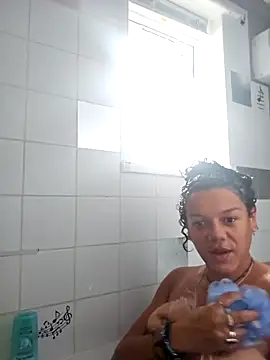 Snapshot of GoddessChantelle chatting on 09/24/25, 02:09 GoddessChantelle online show from 09/24/25, 02:09