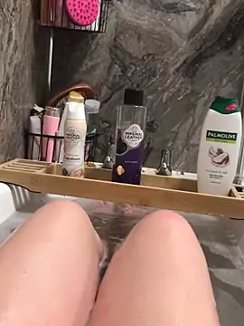 Imogenbabyyy online show from 04/19/26, 08:22