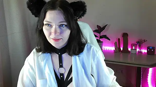 Liraras online show from 09/12/25, 10:32