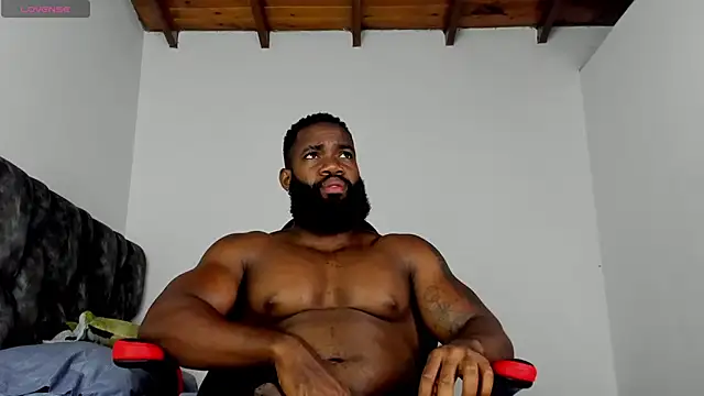 Snapshot of james_musclebbc chatting on 06/03/26, 12:57 james musclebbc online show from 06/03/26, 12:57