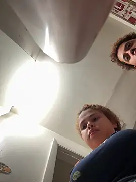 Snapshot of Fosforito37 chatting on 10/06/25, 07:06 Fosforito37 online show from 10/06/25, 07:06