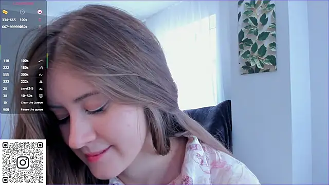 Snapshot of Orivienne chatting on 09/16/25, 07:09 Orivienne online show from 09/16/25, 07:09