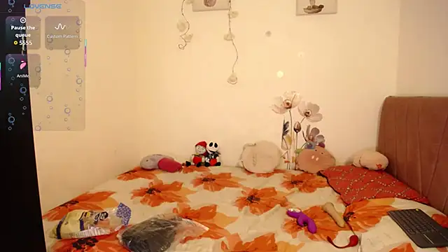 Snapshot of Liahdiaz_ chatting on 07/30/26, 11:31 Liahdiaz online show from 07/30/26, 11:31