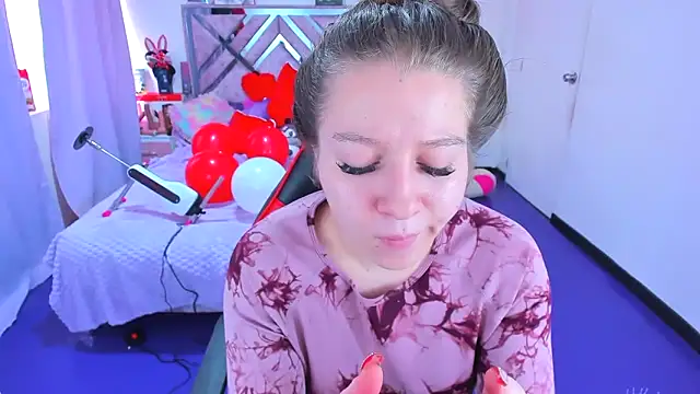 Luna Analya online show from 02/14/26, 05:43