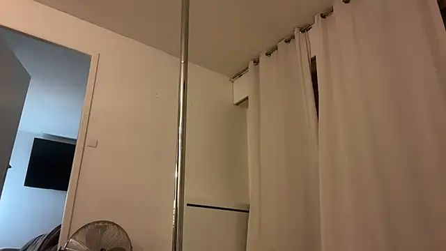 niiikita3 online show from 06/10/26, 11:03
