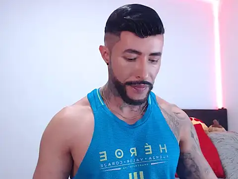 andrea de lucaa online show from 11/14/25, 03:16