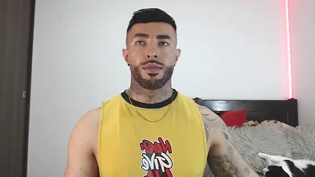 andrea de lucaa online show from 03/09/26, 03:21