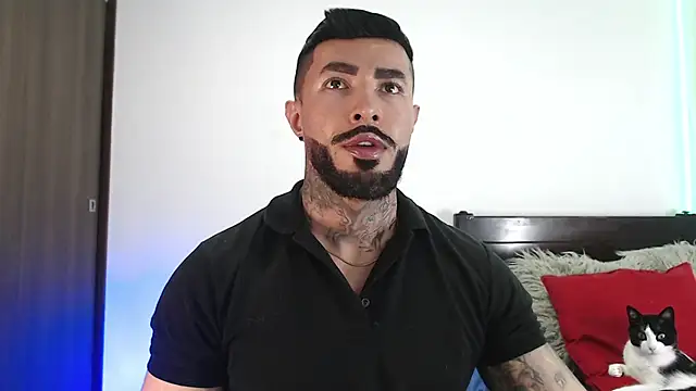 andrea de lucaa online show from 04/10/26, 03:56