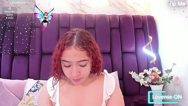 megannherrera online show from 10/23/25, 11:53