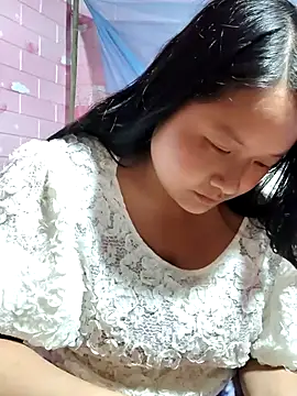 girl-babi online show from 07/22/26, 12:52