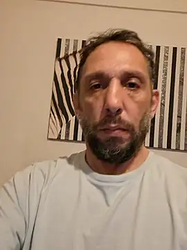 Snapshot of Valen_tinx19cm chatting on 02/26/26, 04:44 Valen tinx19cm online show from 02/26/26, 04:44