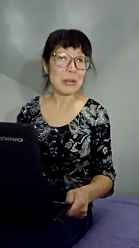 Snapshot of LeemaBean chatting on 10/11/25, 06:06 LeemaBean online show from 10/11/25, 06:06