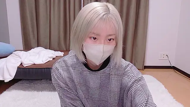 Snapshot of Nana__ch chatting on 05/30/26, 05:43 Nana ch online show from 05/30/26, 05:43