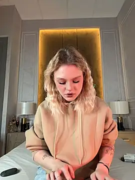 CaitlinSugar online show from 12/16/25, 04:28