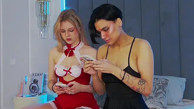 VioletAsh online show from 09/22/25, 04:25